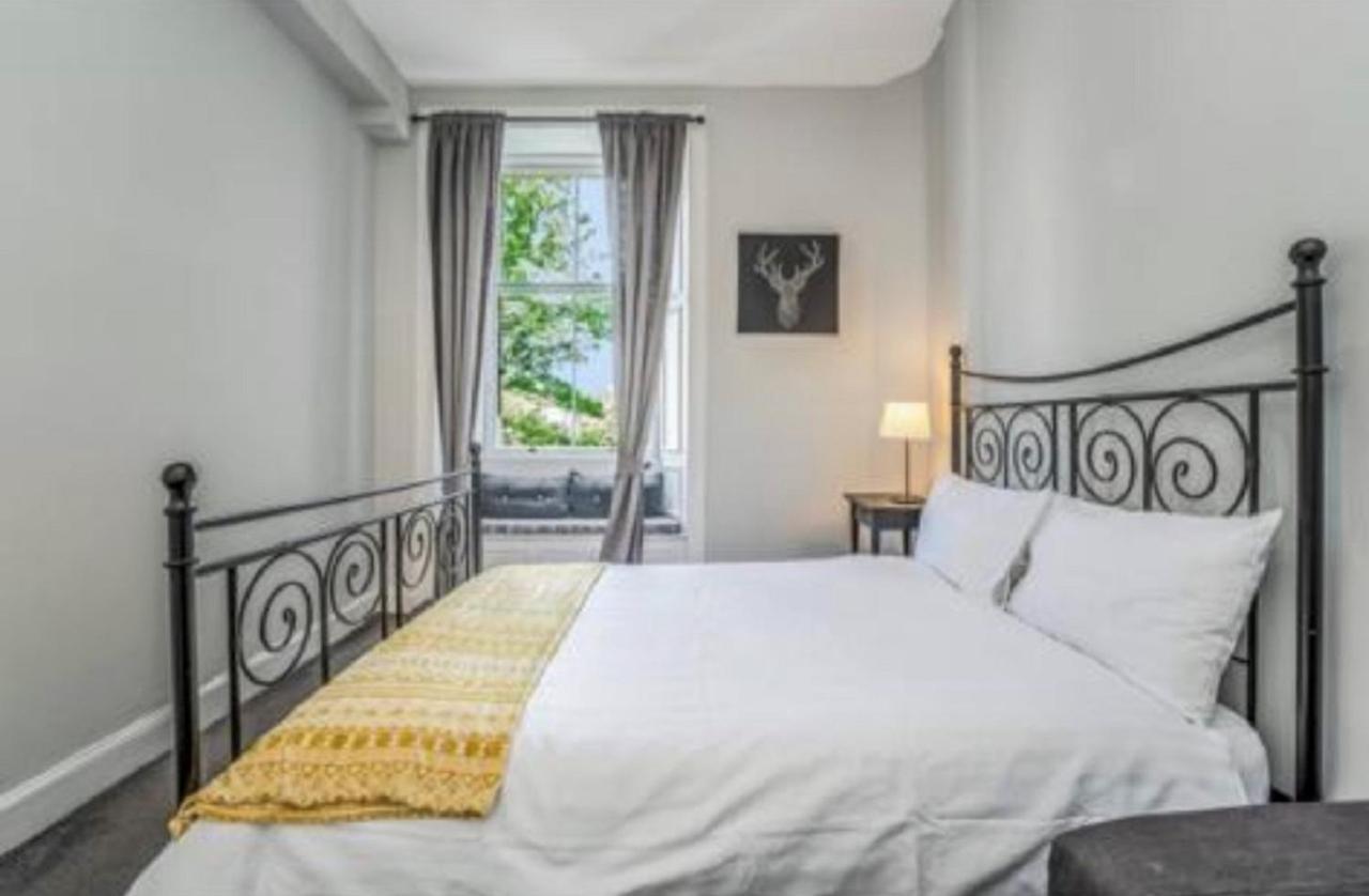 Spacious & Comfortable 3 Bedroom Apartment - Near City Centre - Free Parking Available - Sleeps Up To 5 Guests Εδιμβούργο Εξωτερικό φωτογραφία