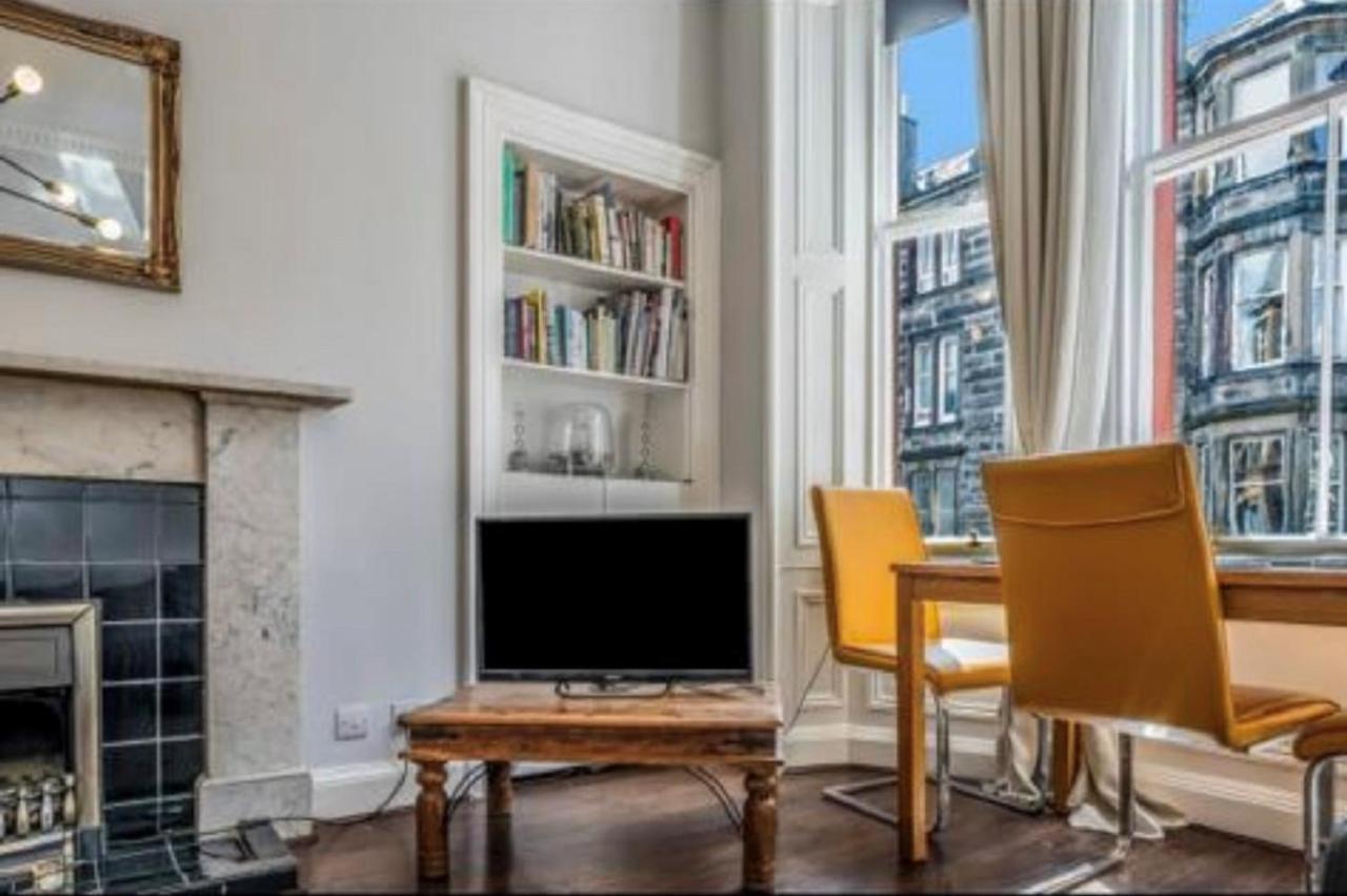 Spacious & Comfortable 3 Bedroom Apartment - Near City Centre - Free Parking Available - Sleeps Up To 5 Guests Εδιμβούργο Εξωτερικό φωτογραφία